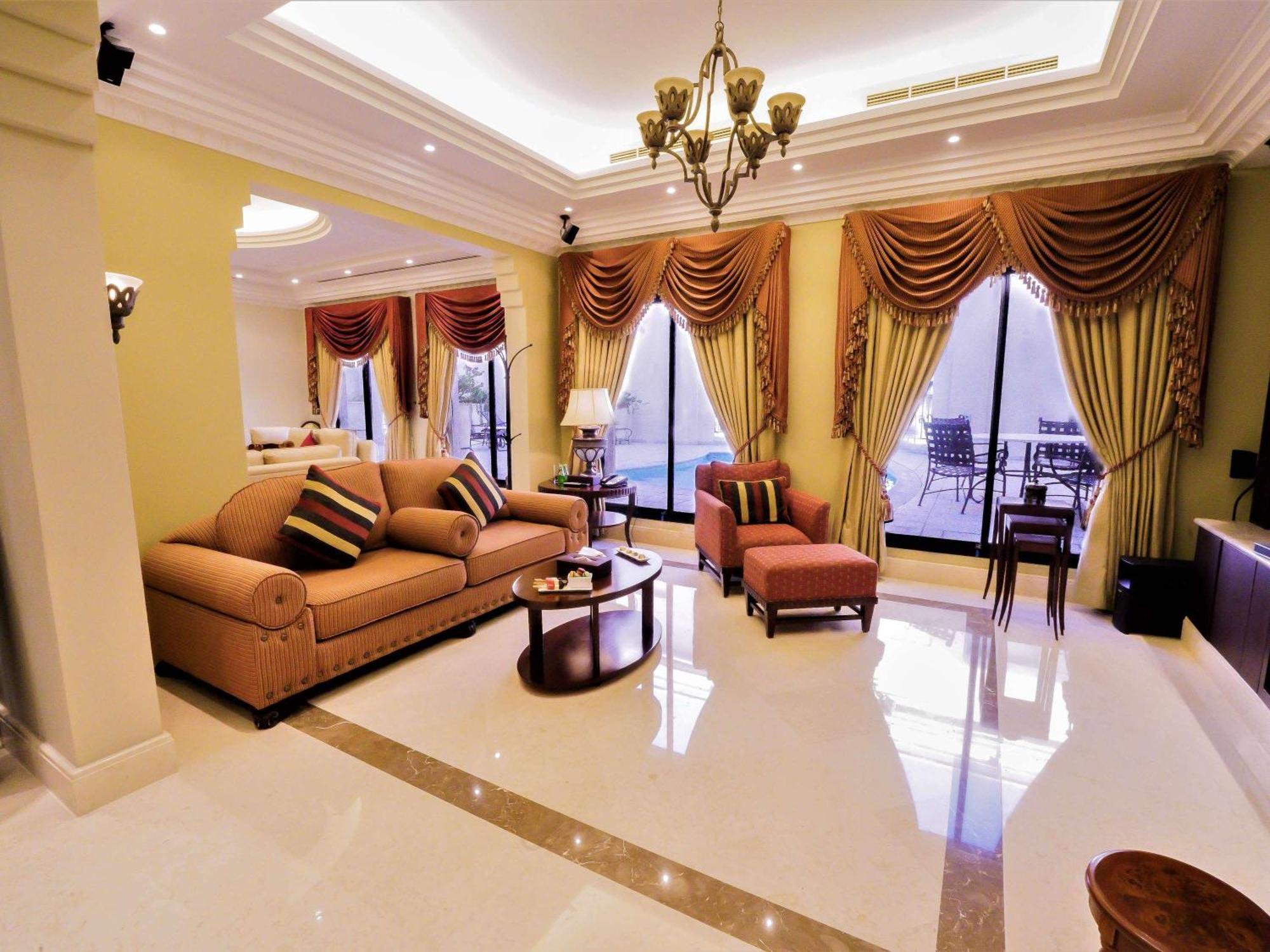 Mercure Grand Seef - 4* Manama